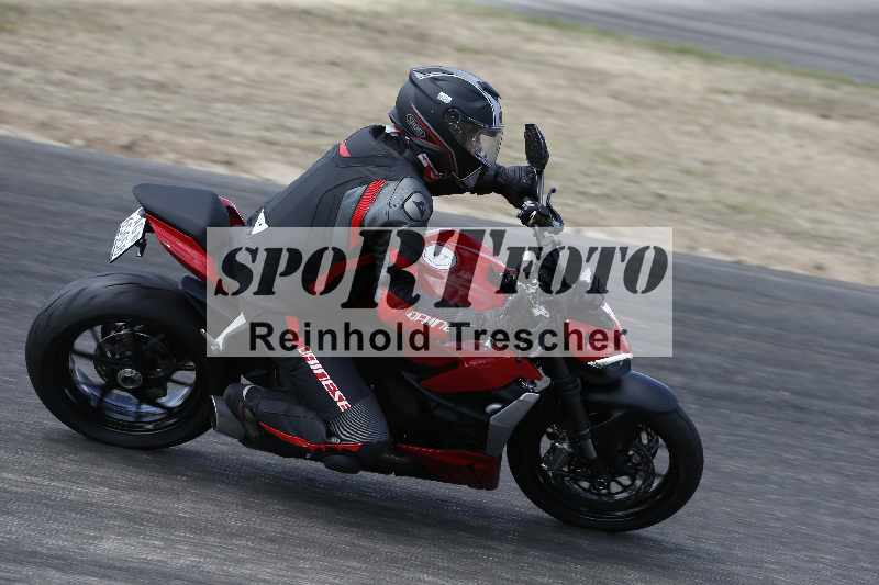 /21 17.06.2026  Ducati Schweiz Track Warmup ADR/Gruppe gruen/7